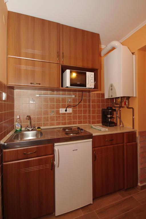 Vararok Apartman Gyula Exteriör bild